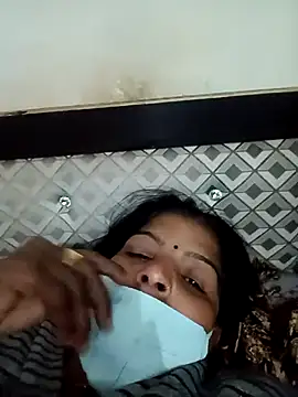 Snapshot of punamji_sexe chatting on February 2, 2026, 2:43 am punamji sexe online show from February 2, 2026, 2:43 am