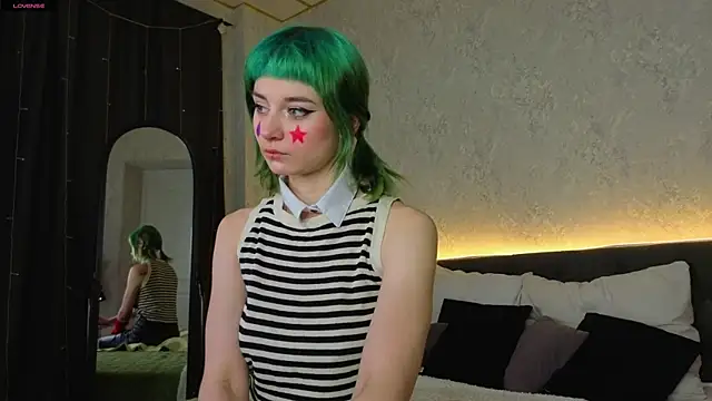 Snapshot of Scarle_Whisper chatting on April 2, 2026, 1:02 am Scarle Whisper online show from April 2, 2026, 1:02 am