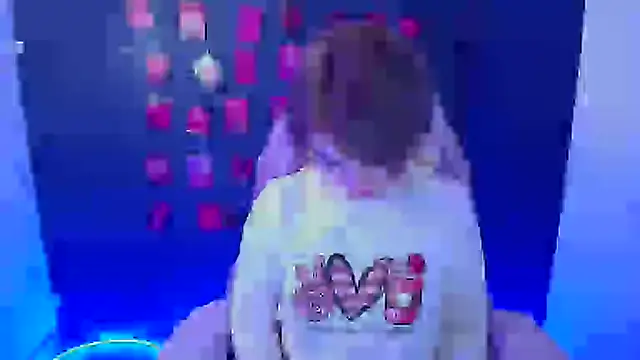 CuttieEmma online show from February 17, 2026, 12:57 pm