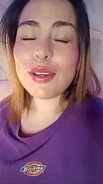 Snapshot of Kennya_Rodriguez chatting on March 29, 2026, 7:48 pm Kennya Rodriguez online show from March 29, 2026, 7:48 pm