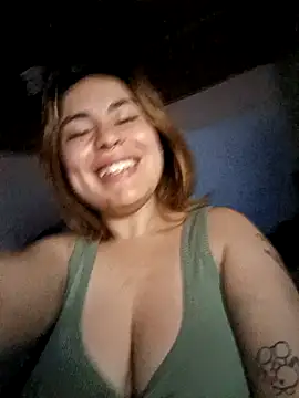 Kennya Rodriguez online show from October 6, 2025, 2:13 am