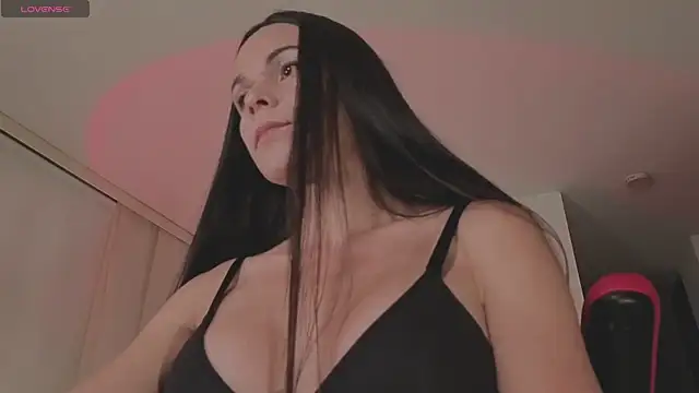 Snapshot of verodeli chatting on April 8, 2026, 12:56 am verodeli online show from April 8, 2026, 12:56 am