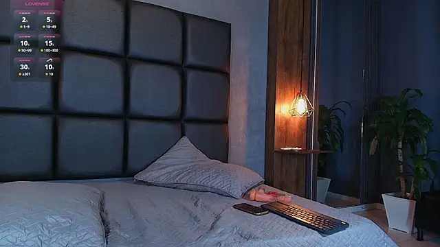 Snapshot of CORAL_FOX chatting on March 20, 2026, 7:31 am CORAL FOX online show from March 20, 2026, 7:31 am