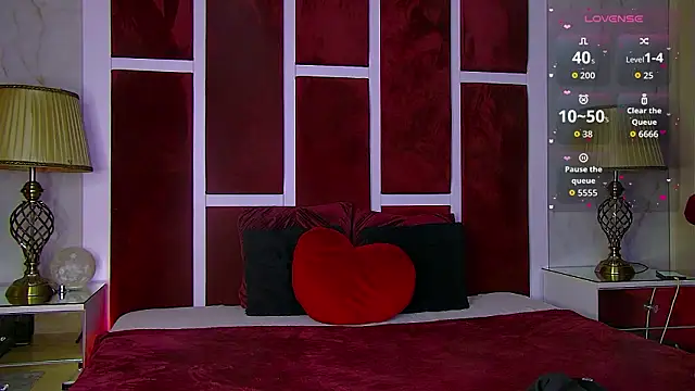 Snapshot of TalliaJade chatting on February 24, 2026, 3:35 pm TalliaJade online show from February 24, 2026, 3:35 pm