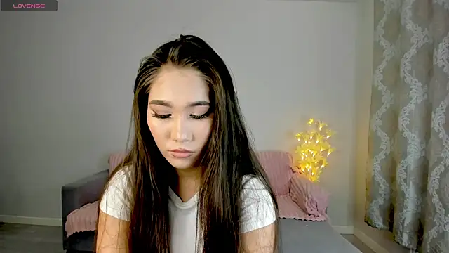 Snapshot of mayameilin chatting on February 10, 2026, 1:10 pm mayameilin online show from February 10, 2026, 1:10 pm