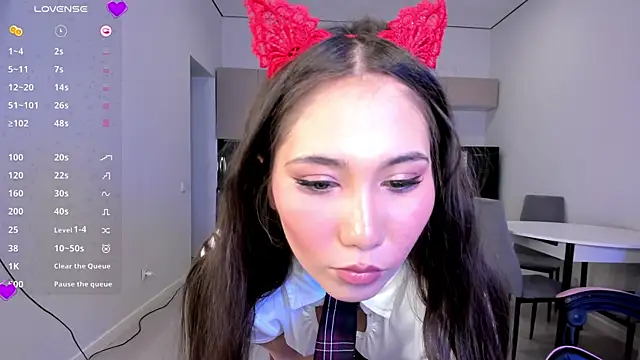 mayameilin online show from March 19, 2026, 2:17 pm
