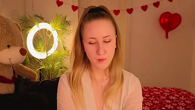 CassieReborn online show from February 24, 2026, 4:08 pm