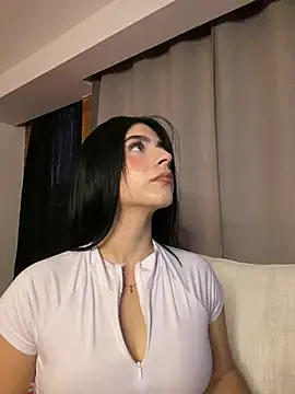 Snapshot of _HannahFox_ chatting on March 20, 2026, 11:28 pm HannahFox online show from March 20, 2026, 11:28 pm