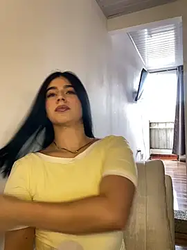 Snapshot of _HannahFox_ chatting on February 14, 2026, 10:21 pm HannahFox online show from February 14, 2026, 10:21 pm