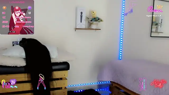 NathalialLooes online show from April 2, 2026, 5:14 am