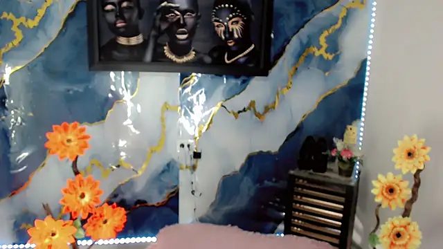 NathalialLooes online show from June 11, 2026, 4:53 am