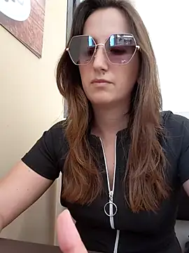 Snapshot of Alexdevil92 chatting on July 5, 2026, 8:43 am Alexdevil92 online show from July 5, 2026, 8:43 am