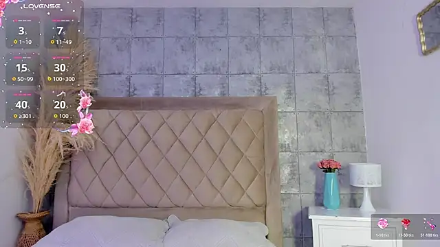 Snapshot of CleoFoxx_ chatting on March 17, 2026, 12:52 pm CleoFoxx online show from March 17, 2026, 12:52 pm