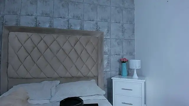 Snapshot of CleoFoxx_ chatting on March 14, 2026, 1:17 pm CleoFoxx online show from March 14, 2026, 1:17 pm