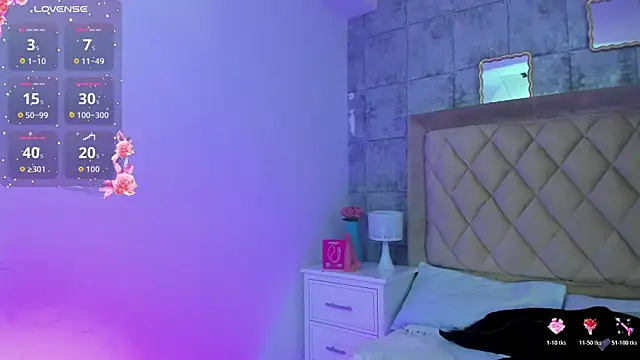 Snapshot of CleoFoxx_ chatting on March 23, 2026, 12:49 pm CleoFoxx online show from March 23, 2026, 12:49 pm