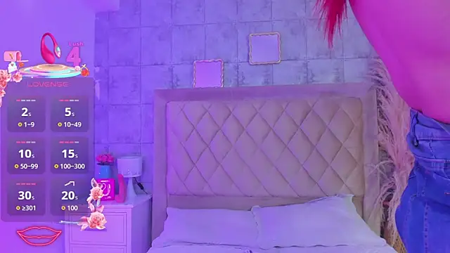 Snapshot of CleoFoxx_ chatting on April 9, 2026, 12:44 pm CleoFoxx online show from April 9, 2026, 12:44 pm