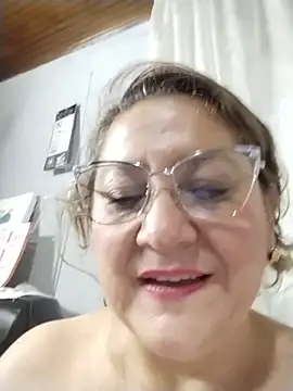Snapshot of JULIETA_21- chatting on July 3, 2026, 4:41 am JULIETA 21- online show from July 3, 2026, 4:41 am