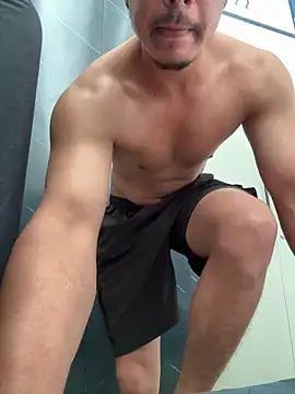 tonyxx000 online show from February 13, 2026, 7:41 am