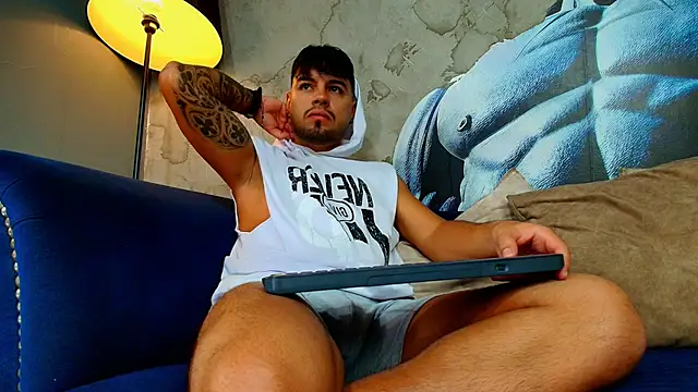 Snapshot of DaveParker_ chatting on February 4, 2026, 12:55 pm DaveParker online show from February 4, 2026, 12:55 pm