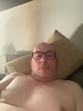 Pimouss01000 online show from June 18, 2026, 1:38 pm
