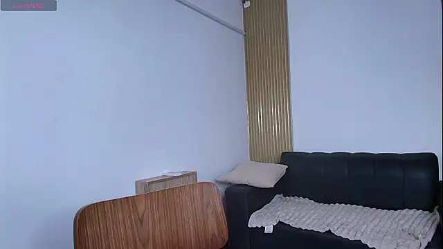 leydi start  online show from February 5, 2026, 12:56 pm