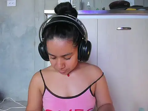 chiarafustox online show from June 25, 2026, 7:30 pm
