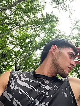 jhayko22 online show from April 15, 2026, 2:43 pm