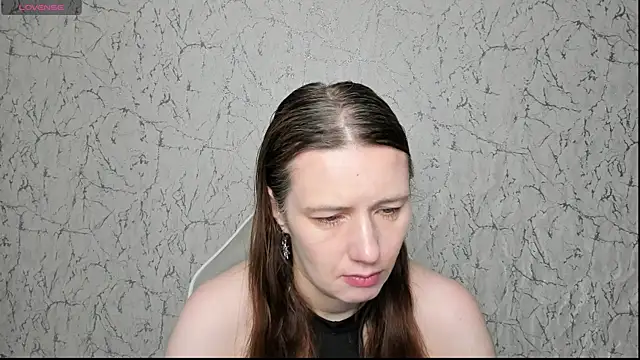 Kathrine Meyer online show from May 29, 2026, 2:17 am