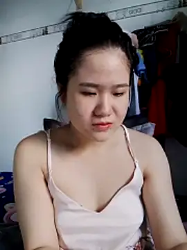 Baby-sweetboobs20 online show from May 13, 2026, 12:39 am