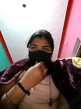 Snapshot of Divyanshi_hott chatting on February 5, 2026, 5:20 pm Divyanshi hott online show from February 5, 2026, 5:20 pm