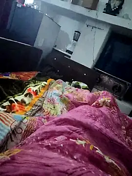 Snapshot of Divyanshi_hott chatting on February 8, 2026, 4:37 pm Divyanshi hott online show from February 8, 2026, 4:37 pm