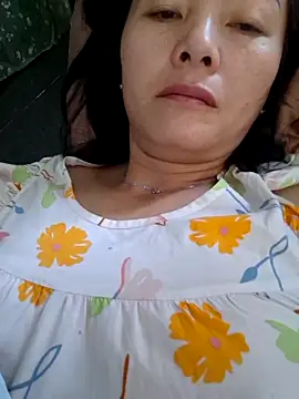 Snapshot of Baby-loveass69 chatting on March 29, 2026, 12:12 am Baby-loveass69 online show from March 29, 2026, 12:12 am