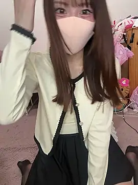 momo mm online show from May 8, 2026, 2:15 am