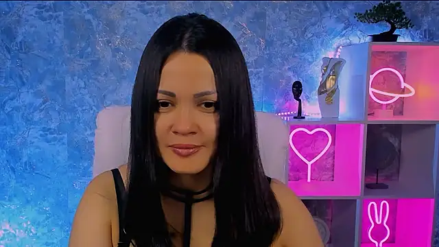 karolina robinson online show from March 21, 2026, 12:09 pm