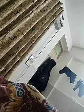 Curvy Simran online show from February 12, 2026, 1:05 am