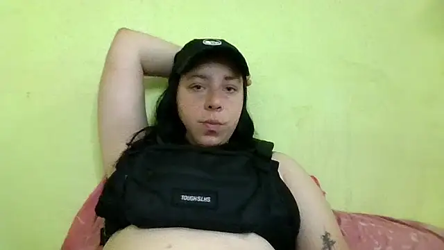 MillaSourety online show from May 29, 2026, 1:06 pm