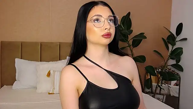 BellaHere online show from May 30, 2026, 6:53 am