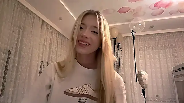 IvyArmbrister online show from February 23, 2026, 7:25 pm