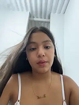 Snapshot of Baby_morena12 chatting on April 30, 2026, 2:07 am Baby morena12 online show from April 30, 2026, 2:07 am
