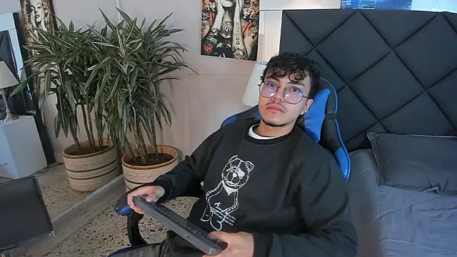 kai storn online show from March 6, 2026, 11:27 am