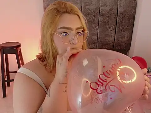 missevans online show from February 4, 2026, 7:31 pm