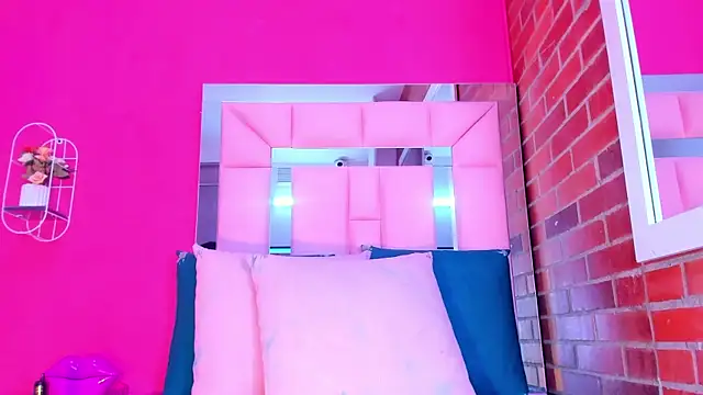 Snapshot of Baby_doll_XOXO chatting on February 15, 2026, 2:49 pm Baby doll XOXO online show from February 15, 2026, 2:49 pm