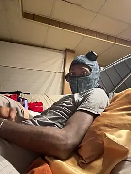 Snapshot of ProveYourLoyalty2 chatting on February 10, 2026, 7:18 am ProveYourLoyalty2 online show from February 10, 2026, 7:18 am