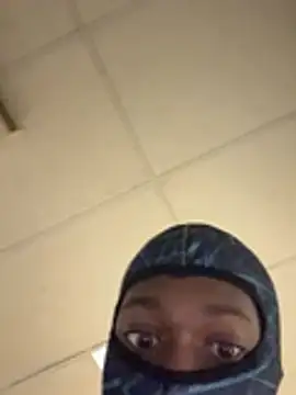 Snapshot of ProveYourLoyalty2 chatting on February 2, 2026, 8:13 am ProveYourLoyalty2 online show from February 2, 2026, 8:13 am