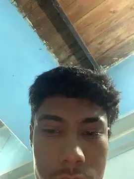 Snapshot of Adan21_cm chatting on May 16, 2026, 6:23 am Adan21 cm online show from May 16, 2026, 6:23 am