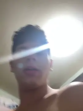 Snapshot of Andy12912 chatting on February 8, 2026, 4:26 pm Andy12912 online show from February 8, 2026, 4:26 pm