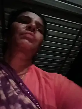 Snapshot of Muskan44s chatting on July 19, 2026, 10:17 pm Muskan44s online show from July 19, 2026, 10:17 pm