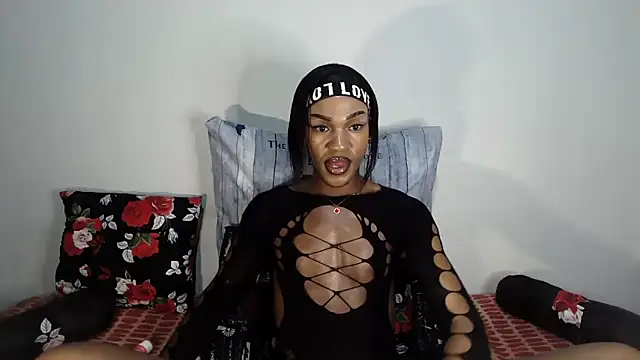 Snapshot of Riaanxxx chatting on April 15, 2026, 7:58 pm Riaanxxx online show from April 15, 2026, 7:58 pm