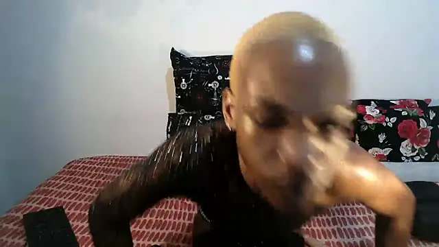 Snapshot of Riaanxxx chatting on April 9, 2026, 7:31 pm Riaanxxx online show from April 9, 2026, 7:31 pm