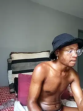 Snapshot of Riaanxxx chatting on March 7, 2026, 12:43 pm Riaanxxx online show from March 7, 2026, 12:43 pm